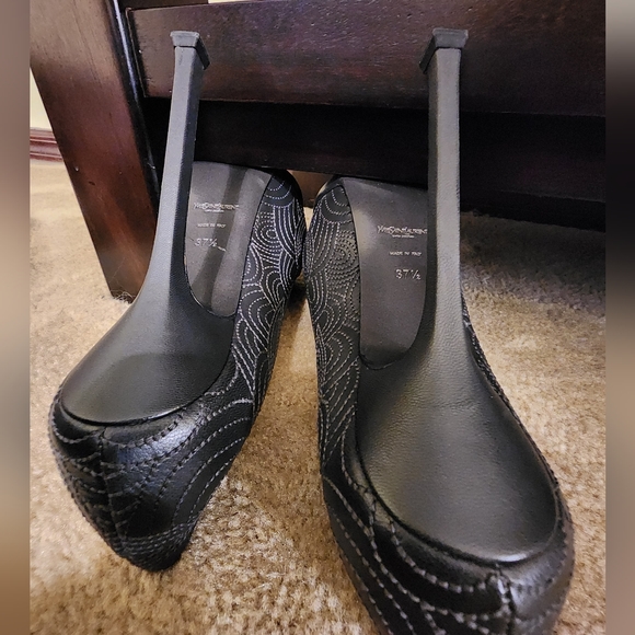 YSL Tribtoo Dark Gray leather Pumps with inlay pattern - Picture 6 of 7